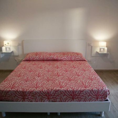 B&B Le Tre Spiagge Calasetta Buitenkant foto
