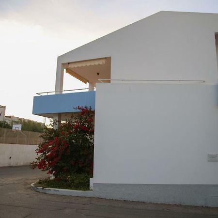 B&B Le Tre Spiagge Calasetta Buitenkant foto