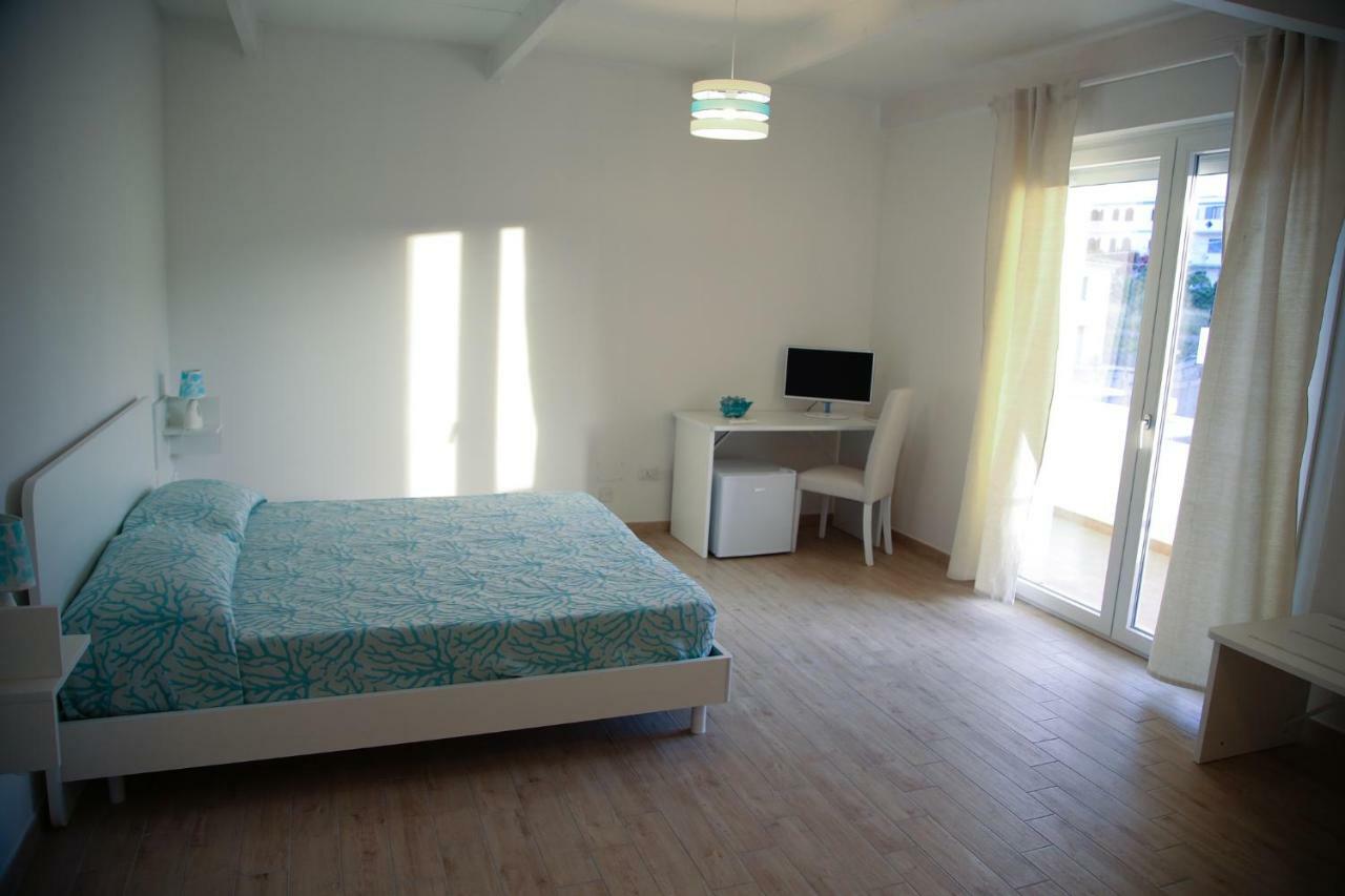 B&B Le Tre Spiagge Calasetta Buitenkant foto